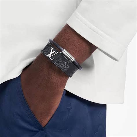 lv slim bracelet low karma